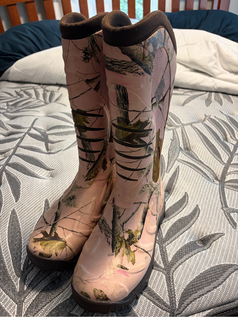Women’s Pink PursuitCamo Waterproof Rain & Hunting Boots